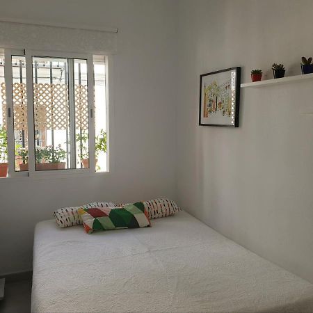 Apto. Planta Baja Y Cochera Barrio San Basilio Cordova Esterno foto