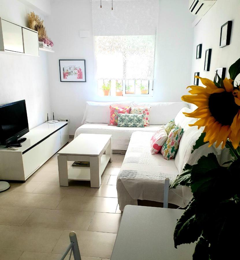 Apto. Planta Baja Y Cochera Barrio San Basilio Cordova Esterno foto
